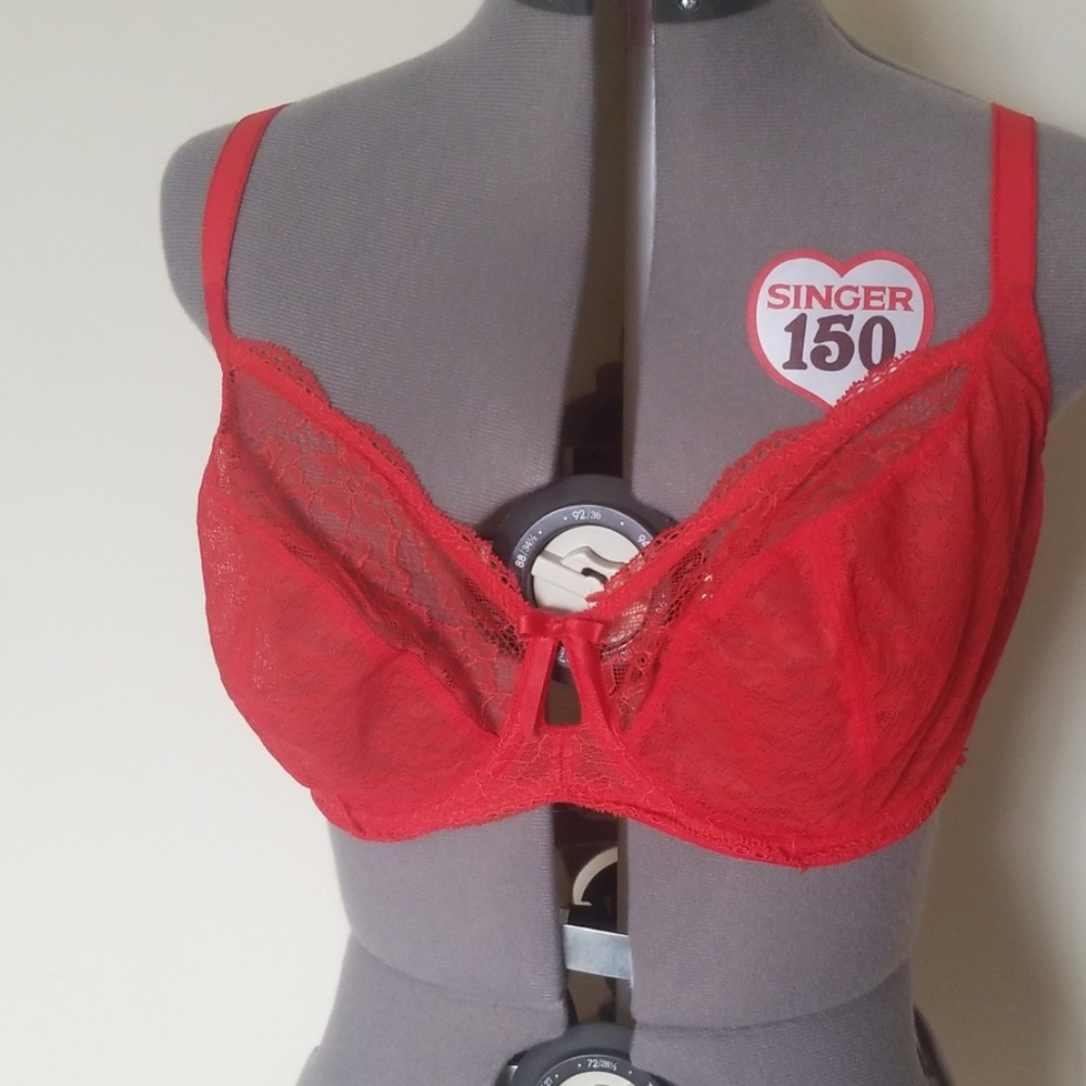 Red lace Freya Bra